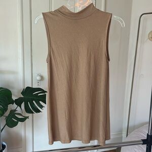 Banana Republic mock neck tank